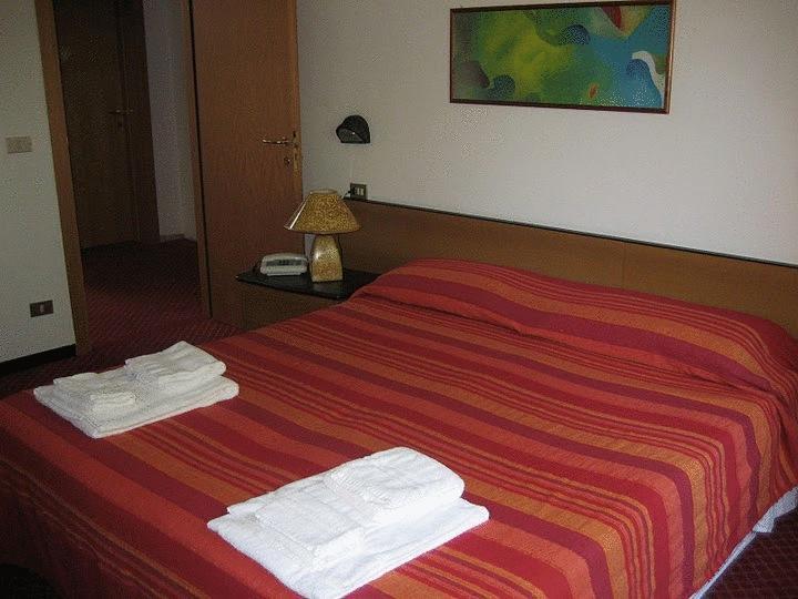 Niagara Hotel Rimini Eksteriør bilde